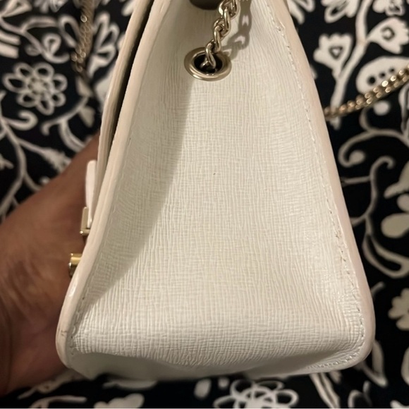 Furla Metroplosi Mini Crossbody Bag White, Goldtone latch and Chain No Callouts - Picture 5 of 12